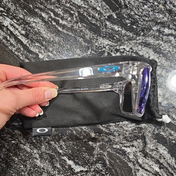 Oakley Sylas Sunglasses - Picture 8 of 8